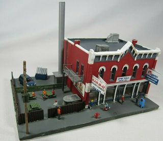 N Scale Dpm Kit 514,  Built Up,  Painted,  Detailed " Vfw Hall & Bbq Garden