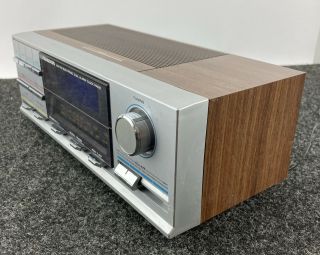 Vintage Soundesign Am/fm Dual Alarm Clock Radio - Model 3789