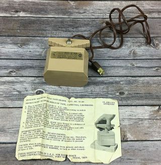Vintage Realistic Magnetic Bulk Tape Eraser Cat No.  44 - 210 Radio Shack Turns On