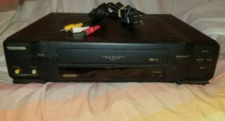 Toshiba M450 Vcr Vhs Tape Player With Av Cables No Remote And