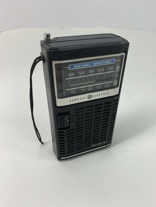 Collectible Ge General Electric Fm/am/wb Coat Pocket Transistor Radio 7 - 2840b