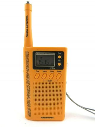 Grundig Mini 300 World Band Receiver Short Wave Radio Yellow