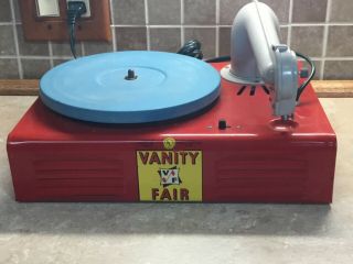 Vintage Vanity Fair Childs Metal Phonograph Record Player