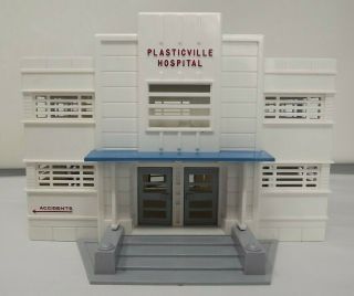 Plasticville Hospital HS - 6 With Furniture and Box White Sides Blue Roof 2
