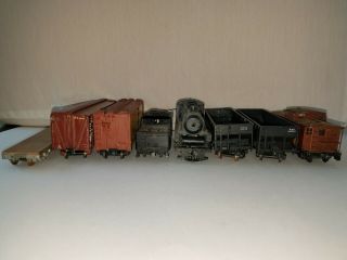 Prewar Scale Craft OO scale Atlantic 4 - 4 - 2 locomotive and 6 car set. 5