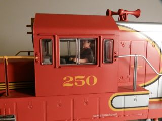 Aristo - Craft ART - 22100 Santa Fe GE U25 - B Freight Diesel Locomotive G - Scale 6
