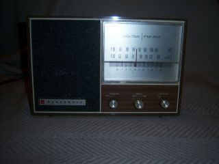 Vintage Panasonic Solid State FM AM Radio Model RE - 7327 2