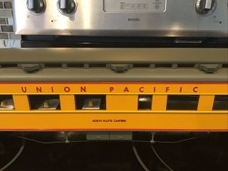 Aristo Craft Trains ART - 31508 - Union Pacific Dining Car 1508 - G Scale 3
