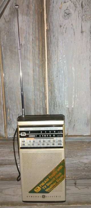 General Electric Ge Portable Transistor Radio Fm Am Tv Weather 7 - 2934a