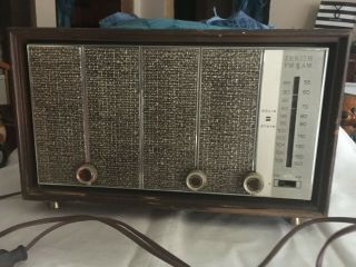 Vintage Zenith Am/fm Solid State Table Radio.  Model Z430 -