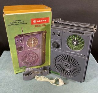 Vintage Arrow Model 1900 Am/fm Solid State Portable Transistor Radio