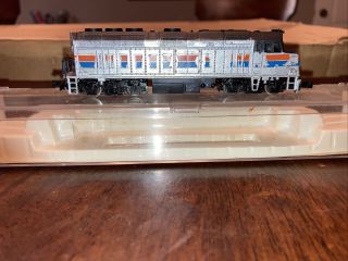 N Scale Life Like Loco With Lights Made In China 7644 F - 40 Undecorated