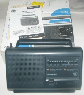 Vintage Ge Am/fm Portable Radio 7 - 2662