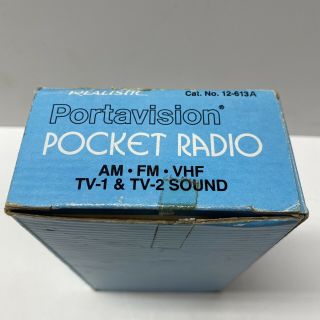 Vintage Realistic Portavision Pocket Transistor Radio AM/FM/TV,  12 - 613A 3