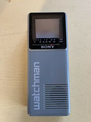 Sony Watchman Fd - 10a - 2” - Tv Made In Japan - 1986 - Gray