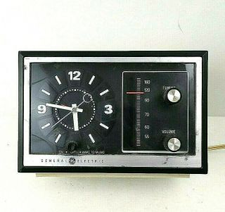 Vtg 1950s Retro General Electric Am Radio Alarm Clock Model 7 - 4725a