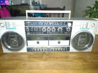 Vintage Montgomery Ward Boombox Fm Radio Ghetto Blaster Cassette Player