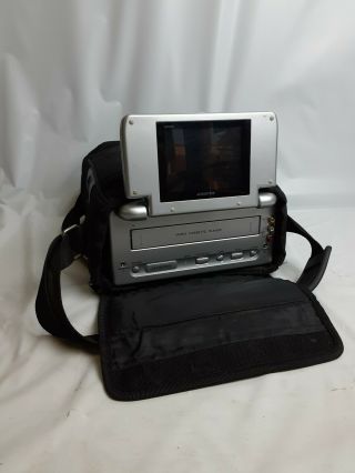 Audiovox Vbp2000 Portable Vcr Vhs Player 5 " Lcd Monitor,  Carry Bag,  Please Read