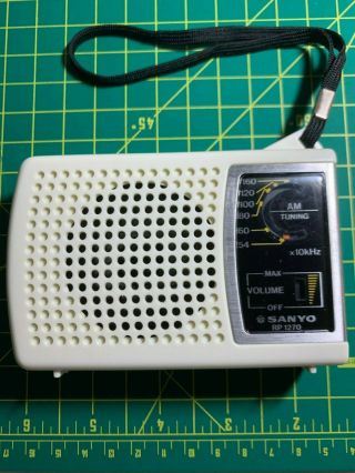 Sanyo Rp - 1270 Am Pocket Radio