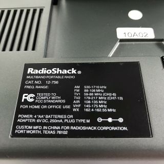 Radio Shack Multiband Portable Radio 12 - 756 AM FM TV AIR VHF WX 3