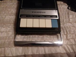 Vintage Panasonic RQ - 209DAS cassette tape player, 2