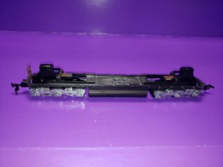 Parts Ho Scale Dummy Athearn Sdp - 40 Metal Underframe Chassis,  Dummy Trucks