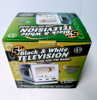 Nos - Vintage 5” Electro Brand - 5 " B&w Tv W/ Am/fm Radio - 3 Way Power Ac Adap.