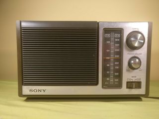 Vintage Sony Am/fm 2 Band Tabletop Radio Icf - 9530w 2 Band Transistor