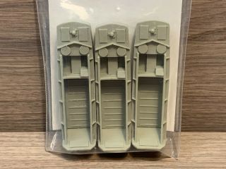 N Scale Micro - Trains Navy LCM Boat Loads 3 - pack 499 43 923 Landing Craft Mech. 3
