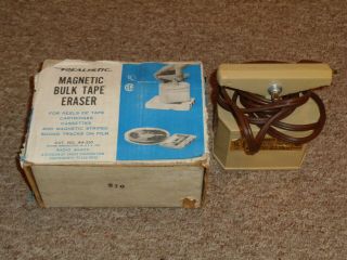 Radio Shack Realistic Bulk Tape Eraser Model 44 - 210 - W/ Box