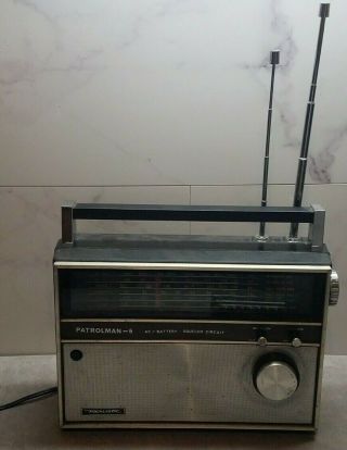 Vintage Realistic Patrolman 6 12 - 756a Radio Shack Radio 1970s