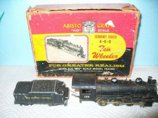 Aristo - Craft Ho 4 - 6 - 0 Steam Locomotive & Tender - Jersey Central - Does Not Run