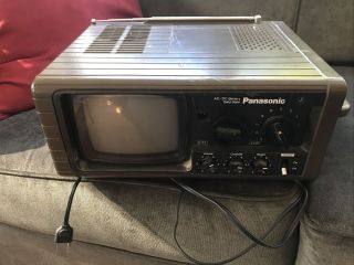 Panasonic Solid State Tv Tr - 515 Ac/dc Battery 1977 Potable Television