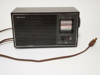General Electric Solid State Am - Fm T2210a Ge Vintage Walnut Grain