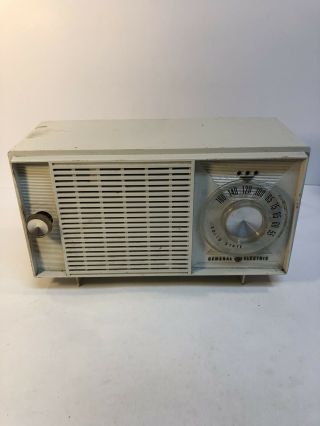 Vintage General Electric Radio Ge Am/fm Radio