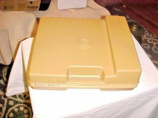 Vintage 1978 Fisher Price Record Player Model 825 Kid Phonograph 33 & 45
