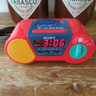 Sony Icf - C6000 My First Sony Kids Alarm Clock Radio Red / Blue & Vg
