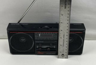 Magnavox Spatial Stereo Vintage Receiver D - 1670 Battery Powered Mini Boom Box 3
