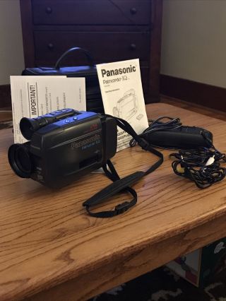 Vintage Panasonic Palmcorder Iq Camcorder Perfectly Charger/manuals Vhs - C