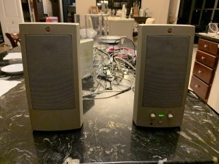 Vintage Apple Appledesign Speakers With Power Supply M6082.  Very Cool.