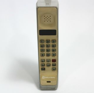 Motorola Brick Cell Phone Hand Held Mobile F09lfd8458cg Bell South (zack Morris)