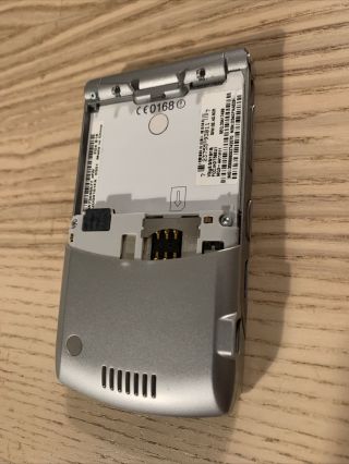 Motorola Razr V3m Flip Cell Phone with Battery, 2