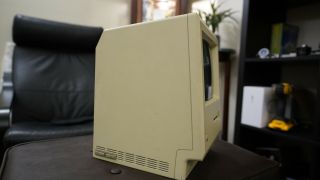 Apple Macintosh 512K All in One Computer,  Travel Bag (RECENTLY SERVICED) 5