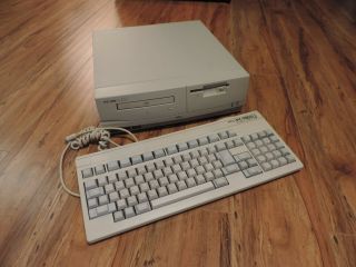 Nec Pc - 9821cs2 S3 - Pc9800 - Computer System Japan - Usa Seller - W/keyboard 486sx