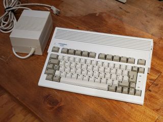 Commodore Amiga 600 A600 Computer With 810 Mb Hard Drive - Near