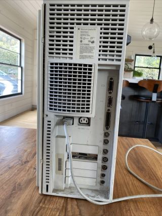 Vintage Apple Macintosh Quadra 950 Model M4300 Powers On 4