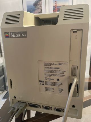 Apple Macintosh M0001 128K Computer 3