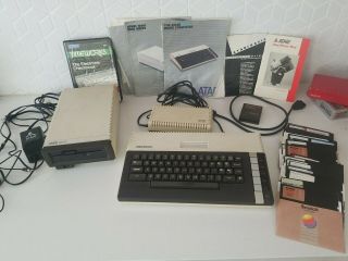 Atari 800xl Computer W/ 1050 Disc Drive & Software