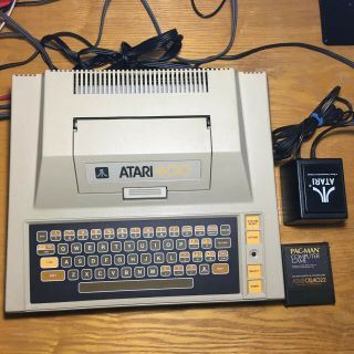 Atari 400 Computer Av Mod.  W/ Power Supply,  Cables And Game Cart.  Great