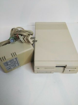 Commodore 1581 Computer 3.  5 " Floppy Disk Drive (powers On)